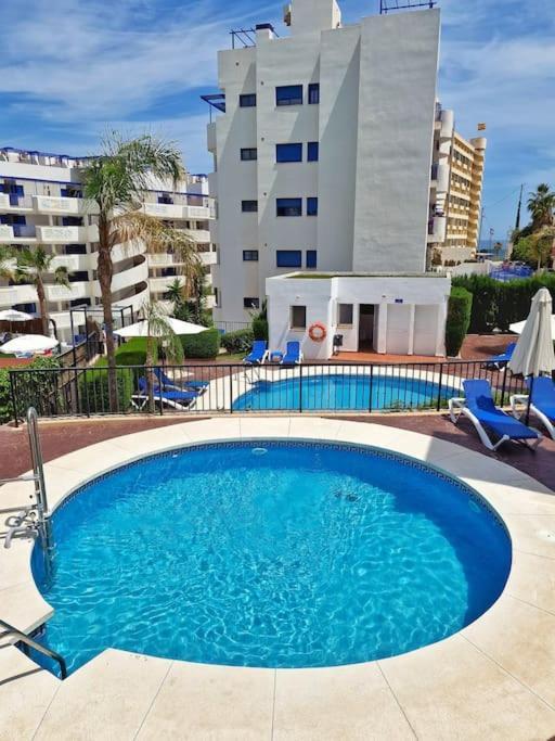 Acogedor Piso Con Terraza Y Parking! Apartment Benalmádena Exterior photo