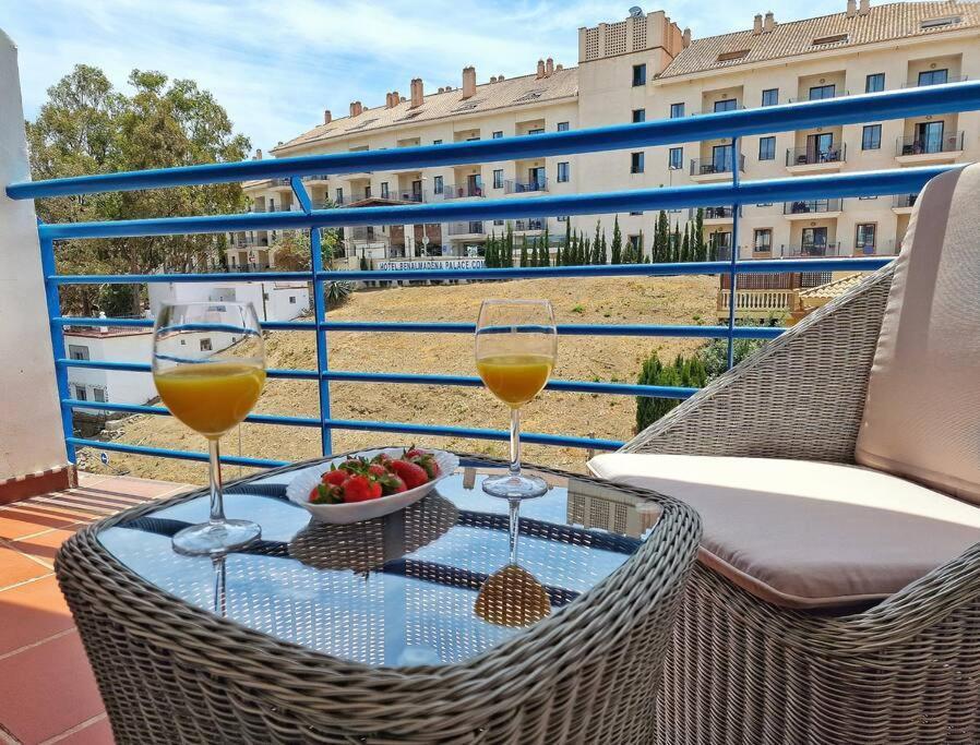 Acogedor Piso Con Terraza Y Parking! Apartment Benalmádena Exterior photo
