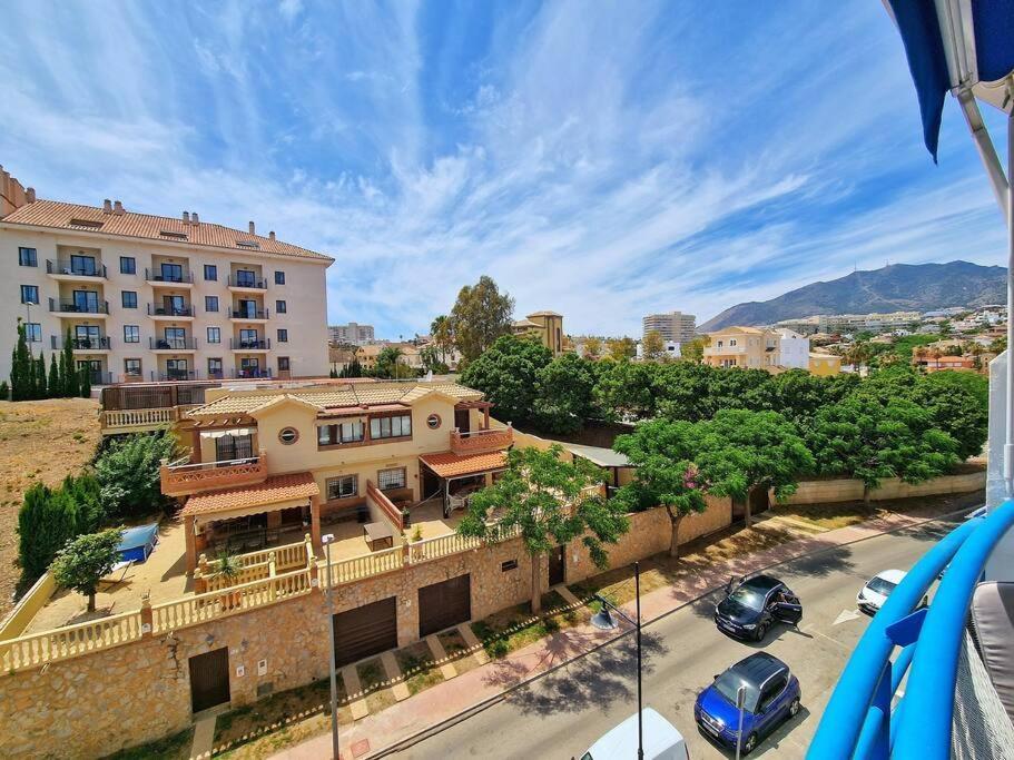 Acogedor Piso Con Terraza Y Parking! Apartment Benalmádena Exterior photo