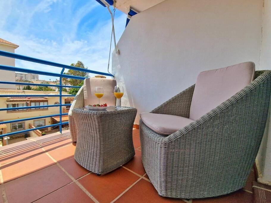 Acogedor Piso Con Terraza Y Parking! Apartment Benalmádena Exterior photo