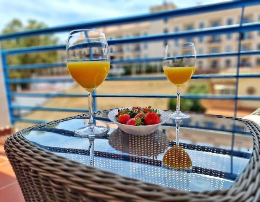 Acogedor Piso Con Terraza Y Parking! Apartment Benalmádena Exterior photo